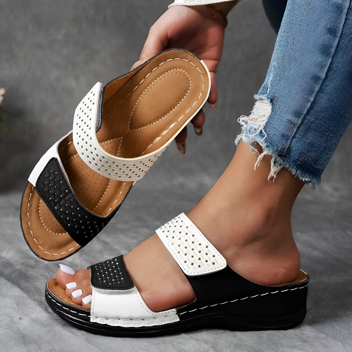THEODORA | ELEGANT ORTHOPAEDIC SANDALS